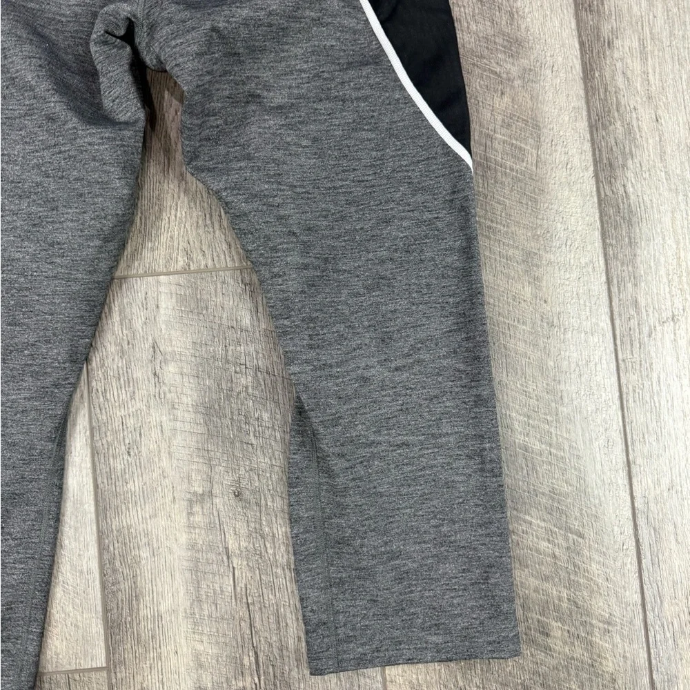 Nike grey striated